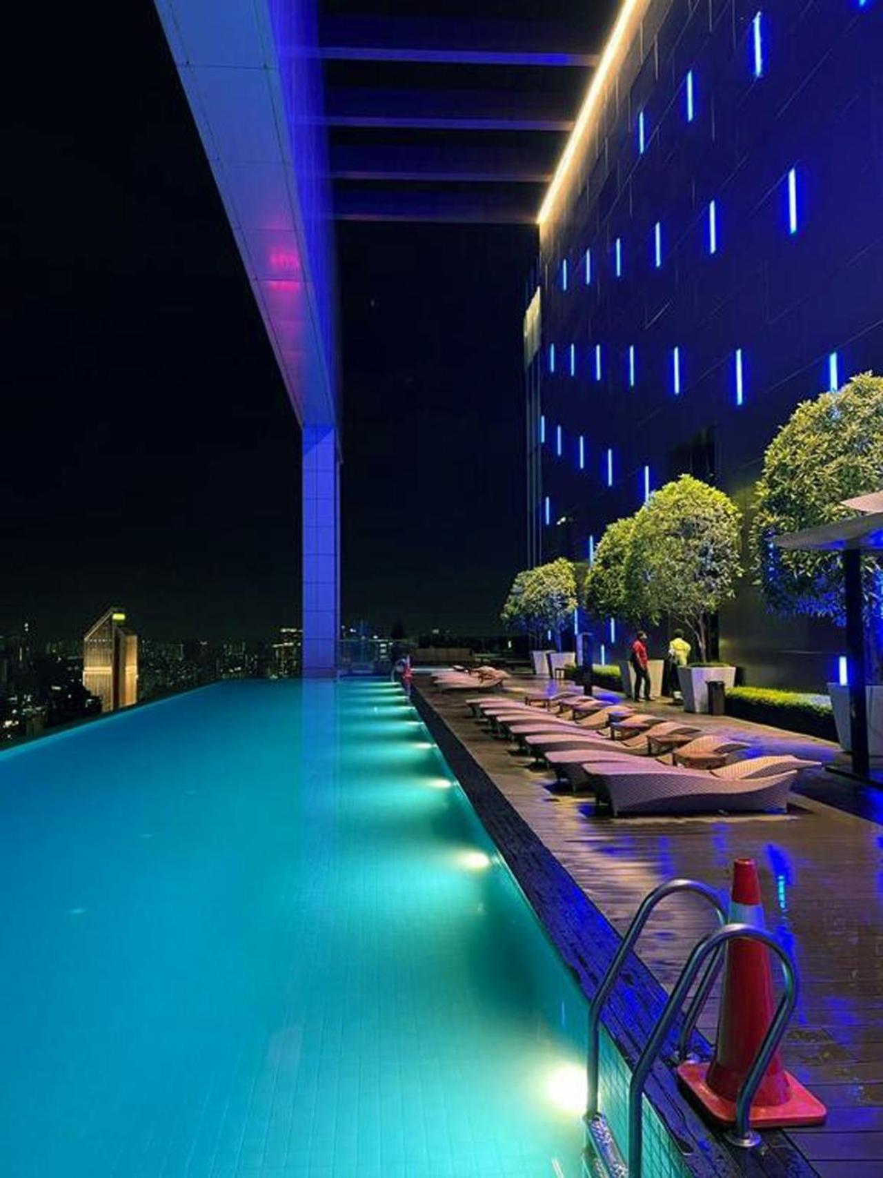 Klcc Beyond Hospitality Suites Platinum Куала-Лумпур Екстер'єр фото